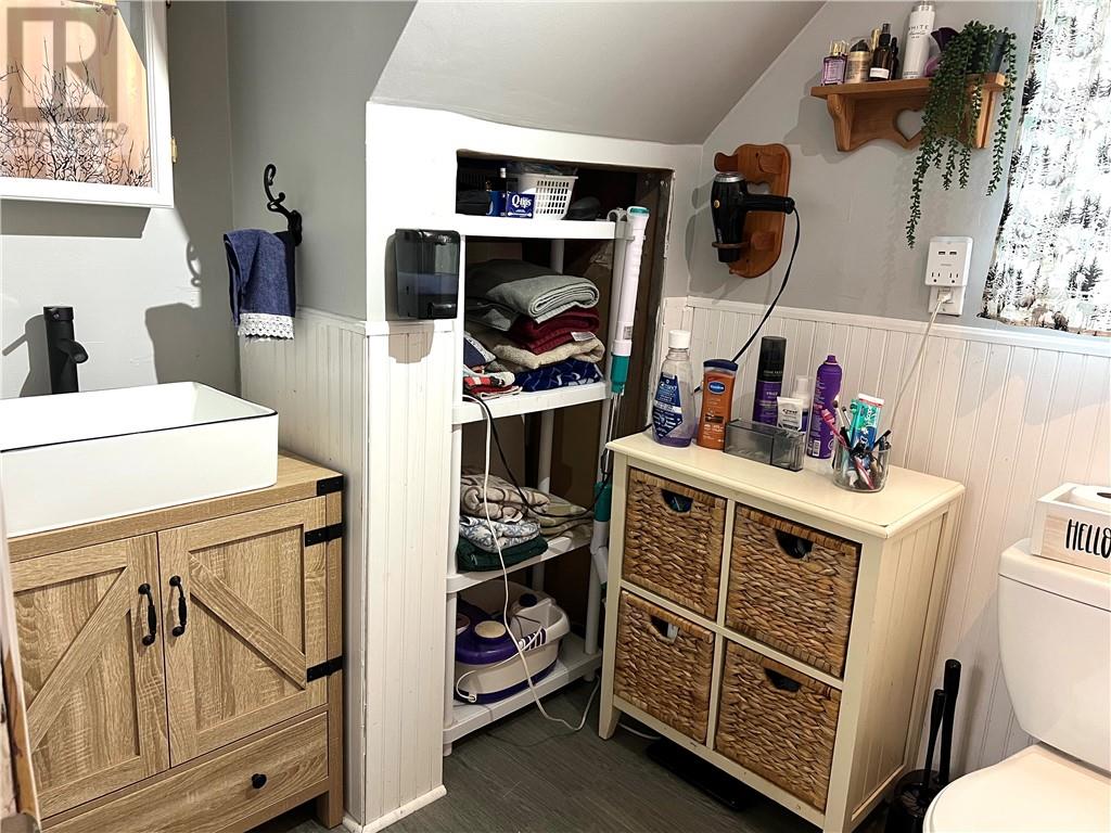 32 Main Street, St. Charles, Ontario  P0M 2W0 - Photo 7 - 2126538