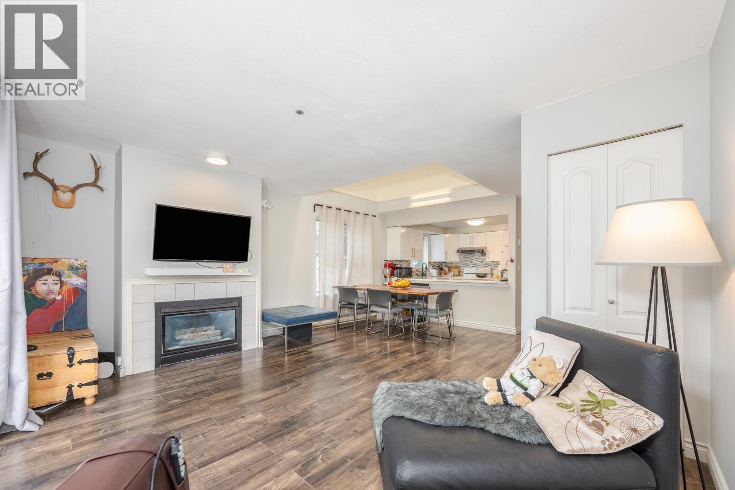 D 3439 E 43rd Avenue, Vancouver, British Columbia  V5R 5X9 - Photo 5 - R3115254