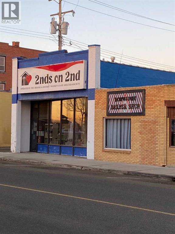 111 2 Street W, Brooks, Alberta  T1R 1C7 - Photo 3 - A2285707