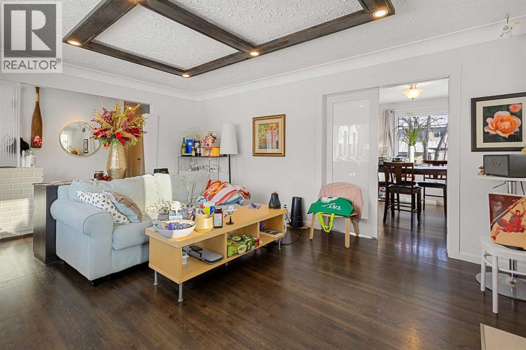 2812 24 Street NW, Calgary, Alberta  T2M 3Z3 - Photo 10 - A2274294