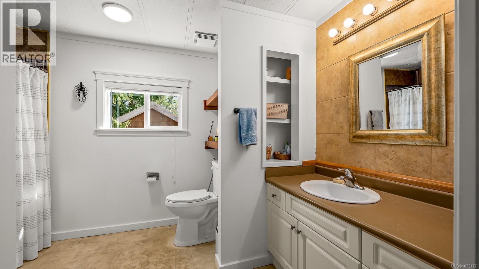 1798 Little River Rd, Comox, British Columbia  V9M 4B9 - Photo 15 - 1032177