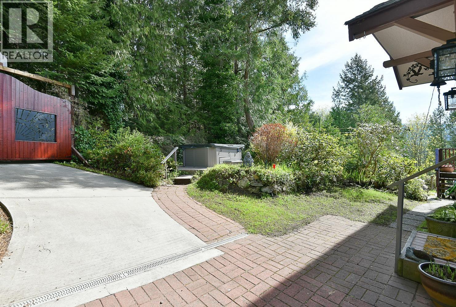 4906 Sinclair Bay Road, Garden Bay, British Columbia  V0N 1S1 - Photo 36 - R3115244