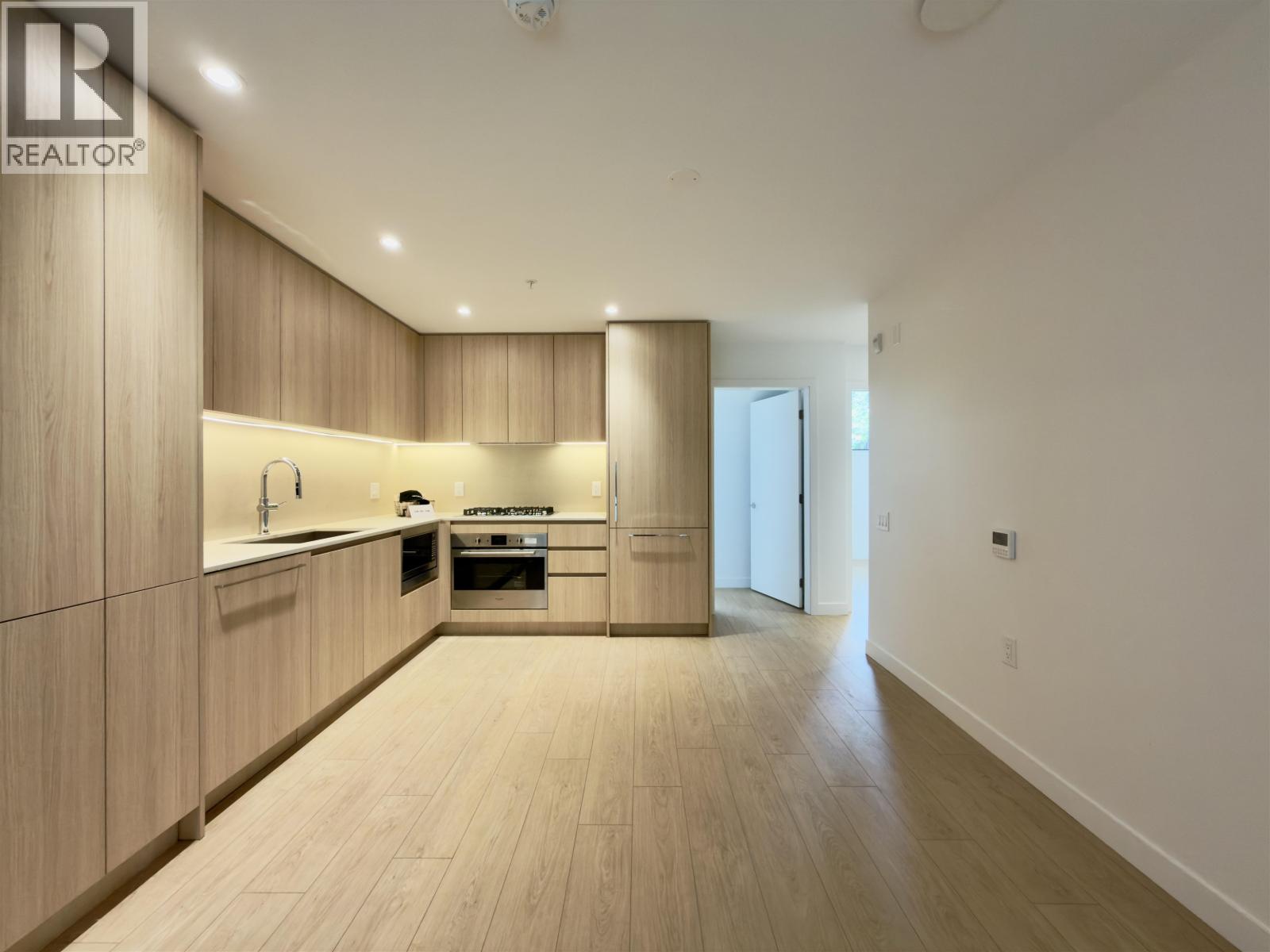 101 2810 Nanaimo Street, Vancouver, British Columbia  V5N 0E3 - Photo 3 - R3115274