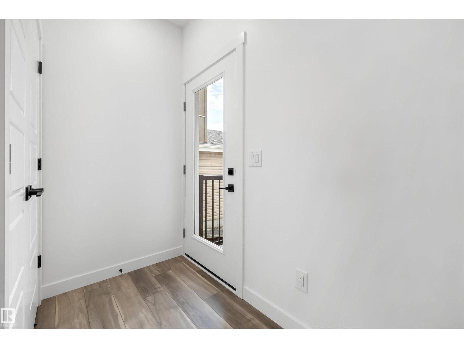 19111 20 Av NW, Edmonton, Alberta  T6M 3E8 - Photo 3 - E4477818