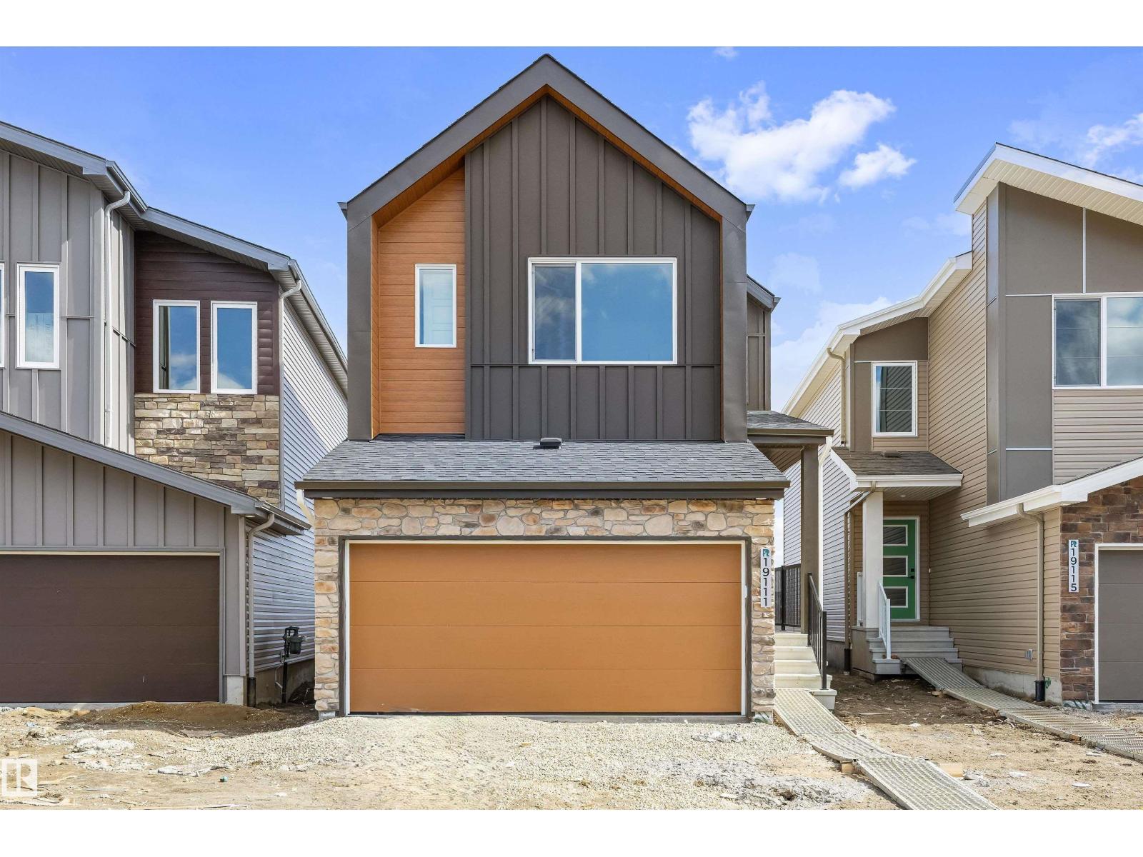 19111 20 Av NW, Edmonton, Alberta  T6M 3E8 - Photo 1 - E4477818