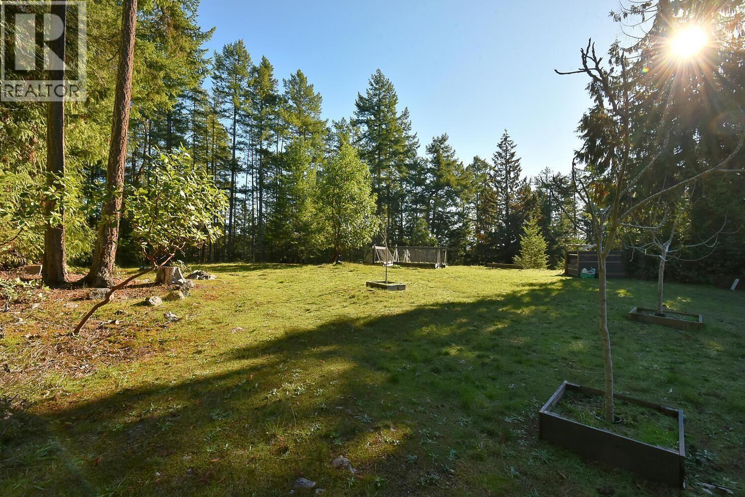 10113 10131 Mercer Road, Halfmoon Bay, British Columbia  V7Z 1B7 - Photo 13 - C8078177