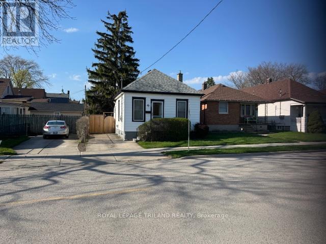 646 Trafalgar Street, London East, Ontario  N5Z 1E4 - Photo 2 - X13038086