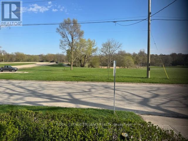 646 Trafalgar Street, London East, Ontario  N5Z 1E4 - Photo 9 - X13038086