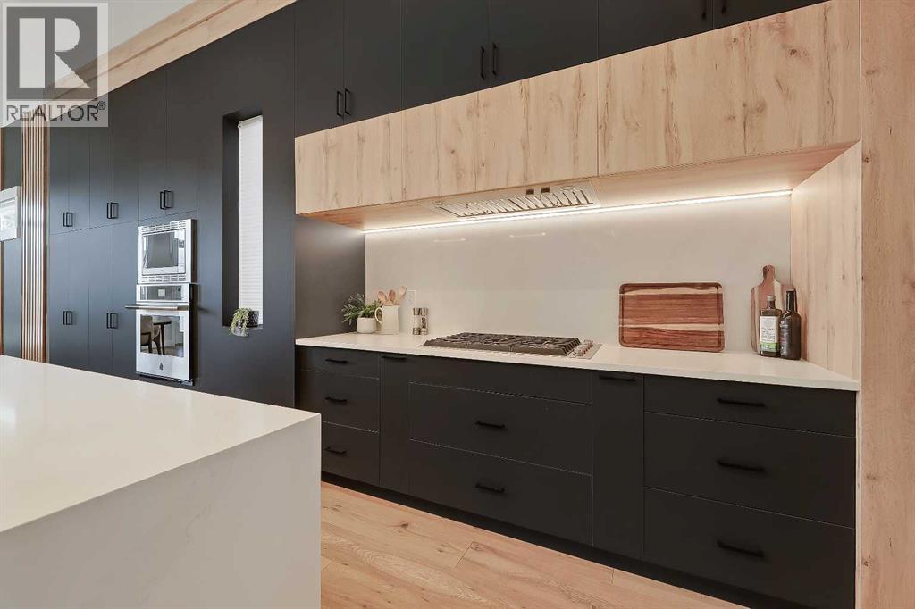 1902 13 Street SW, Calgary, Alberta  T2T 3P6 - Photo 12 - A2286635