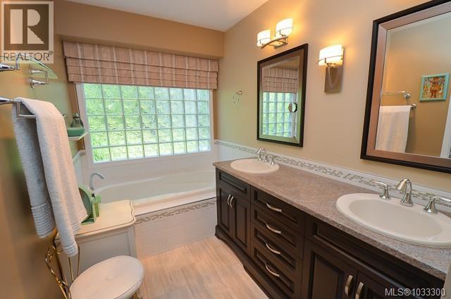 766 Canyon Cres, Qualicum Beach, British Columbia  V9K 1K9 - Photo 17 - 1033300