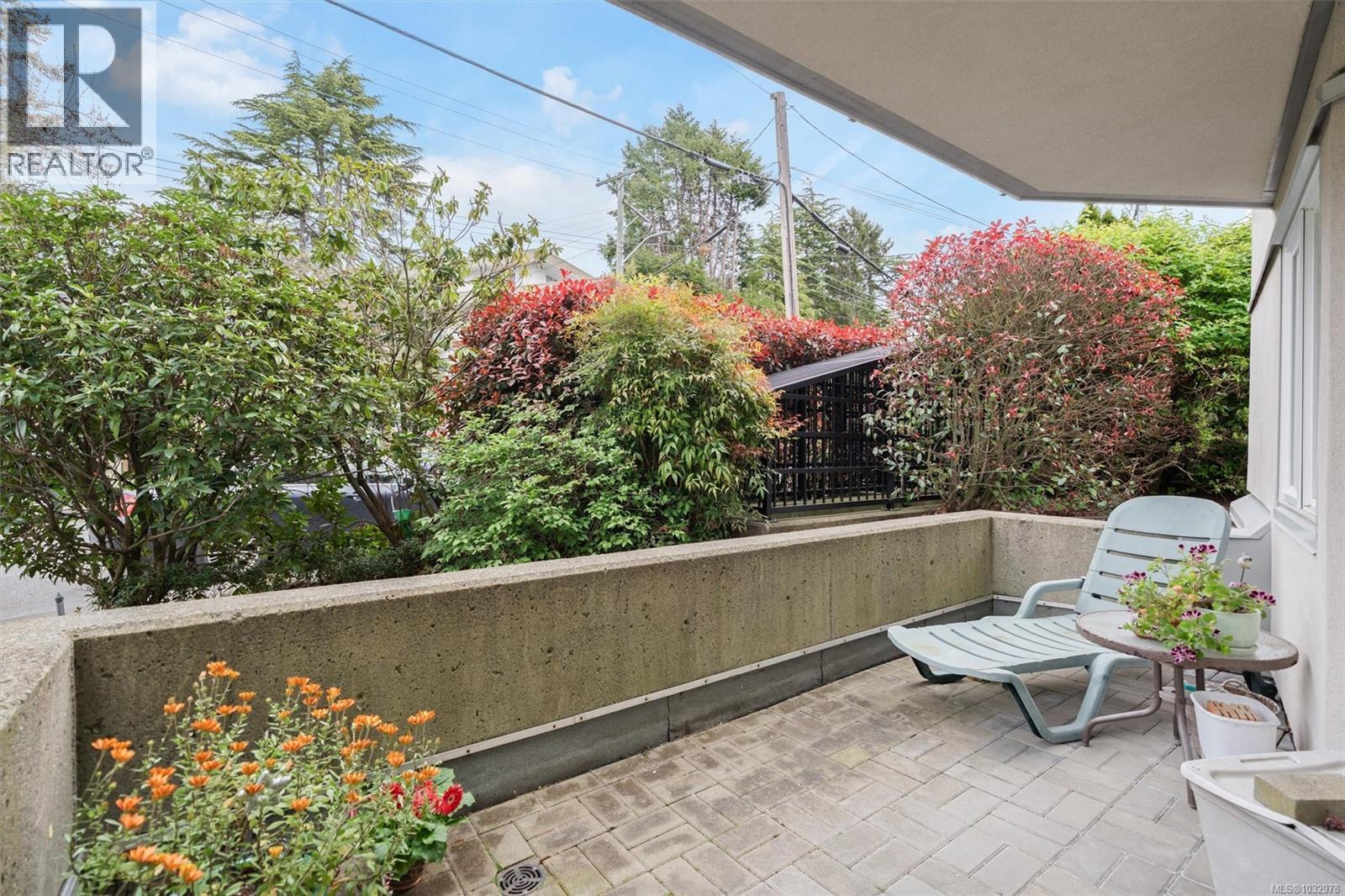 102 936 Fairfield Rd, Victoria, British Columbia  V8V 3A4 - Photo 12 - 1032978