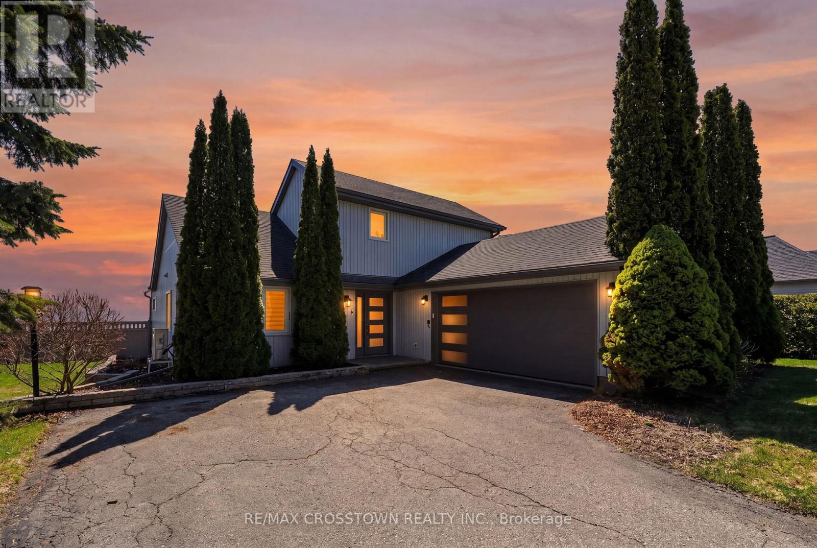 167 Lakeshore Road W, Oro-Medonte, Ontario  L0L 2E0 - Photo 1 - S12726808