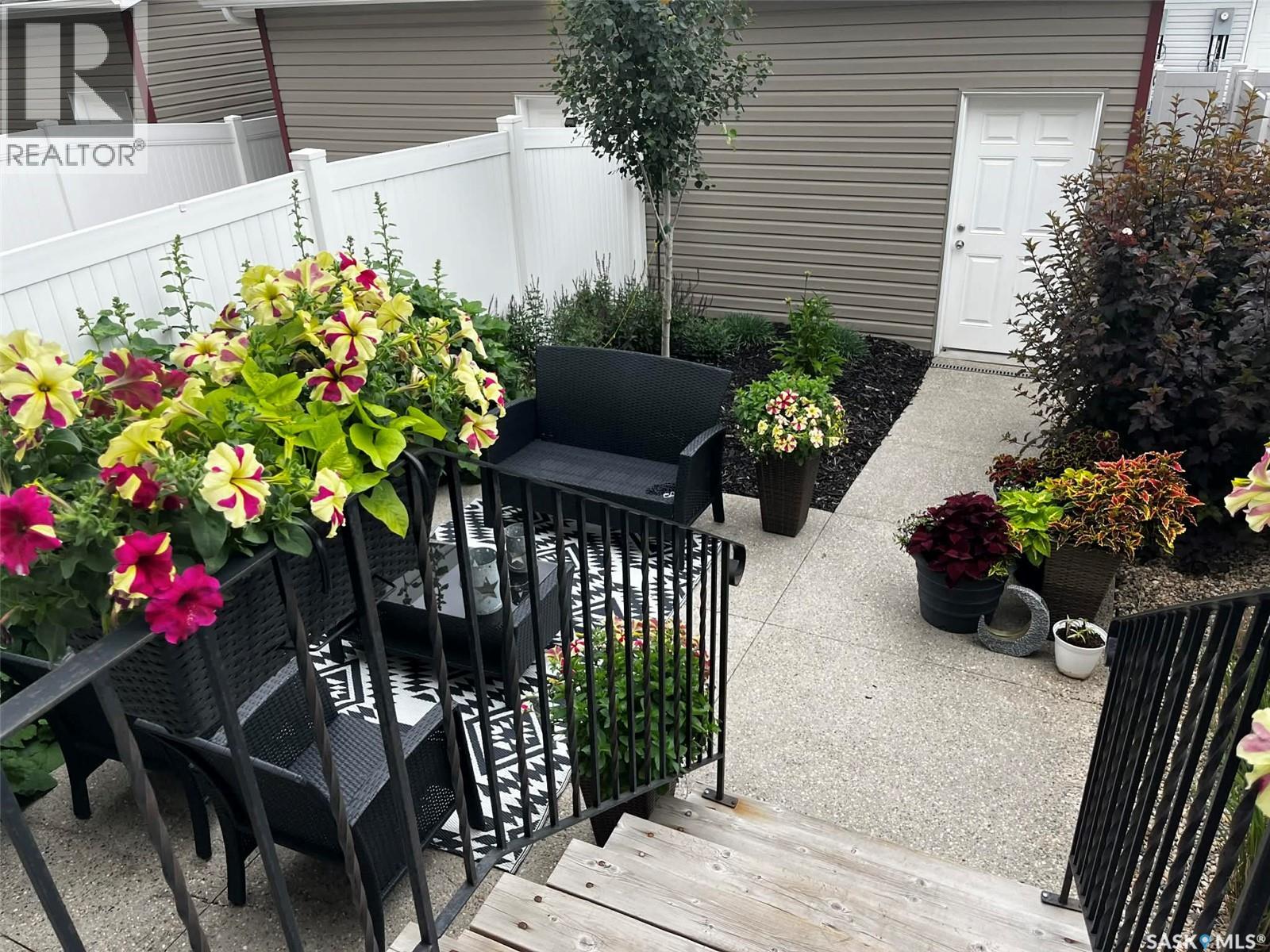 4371 James Hill Road, Regina, Saskatchewan  S4W 0L4 - Photo 36 - SK033774