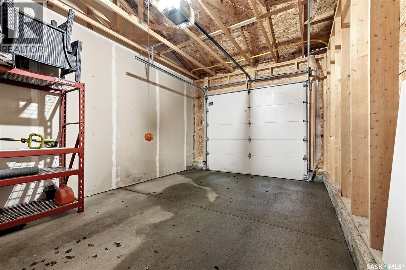 4371 James Hill Road, Regina, Saskatchewan  S4W 0L4 - Photo 30 - SK033774