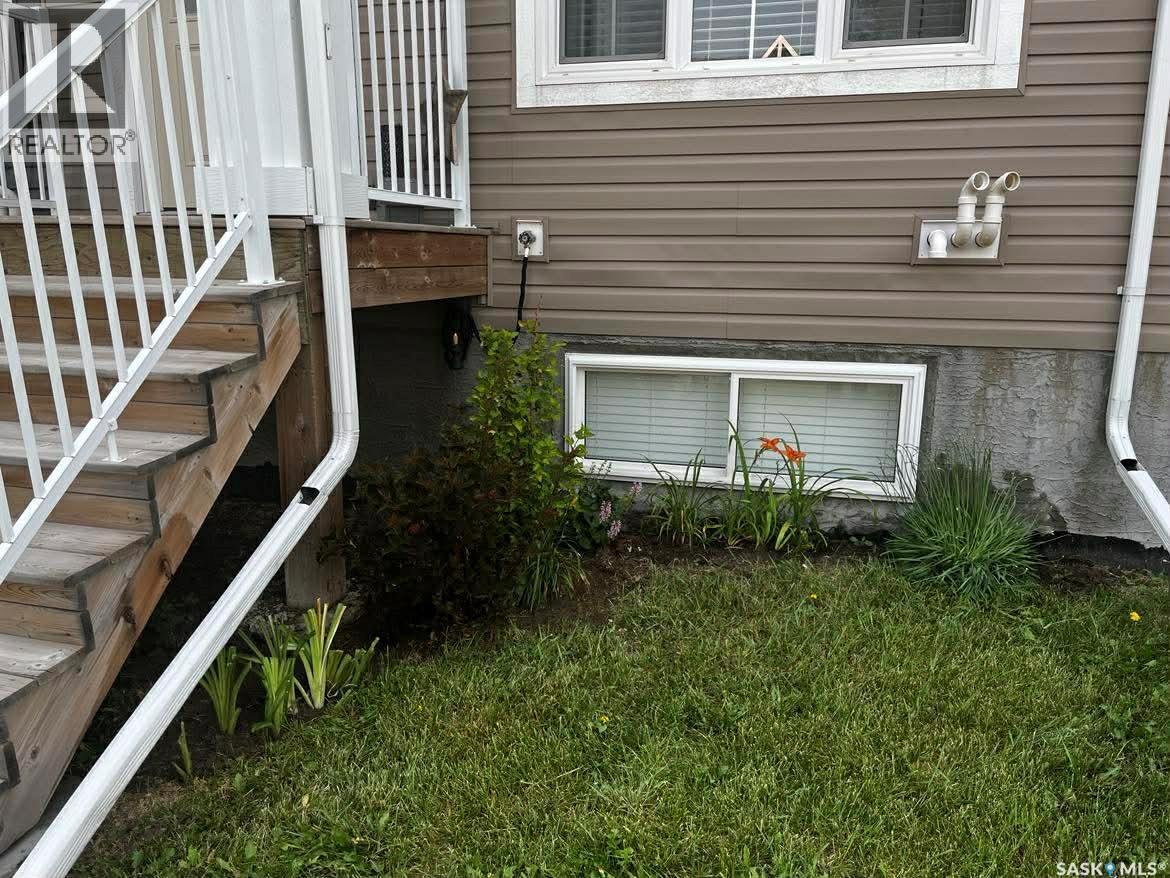 4371 James Hill Road, Regina, Saskatchewan  S4W 0L4 - Photo 39 - SK033774