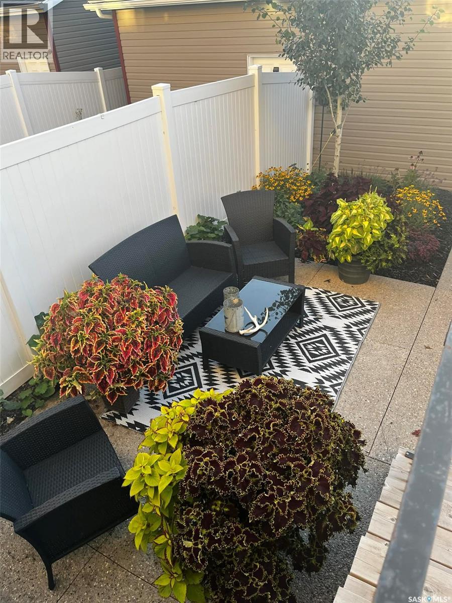 4371 James Hill Road, Regina, Saskatchewan  S4W 0L4 - Photo 37 - SK033774