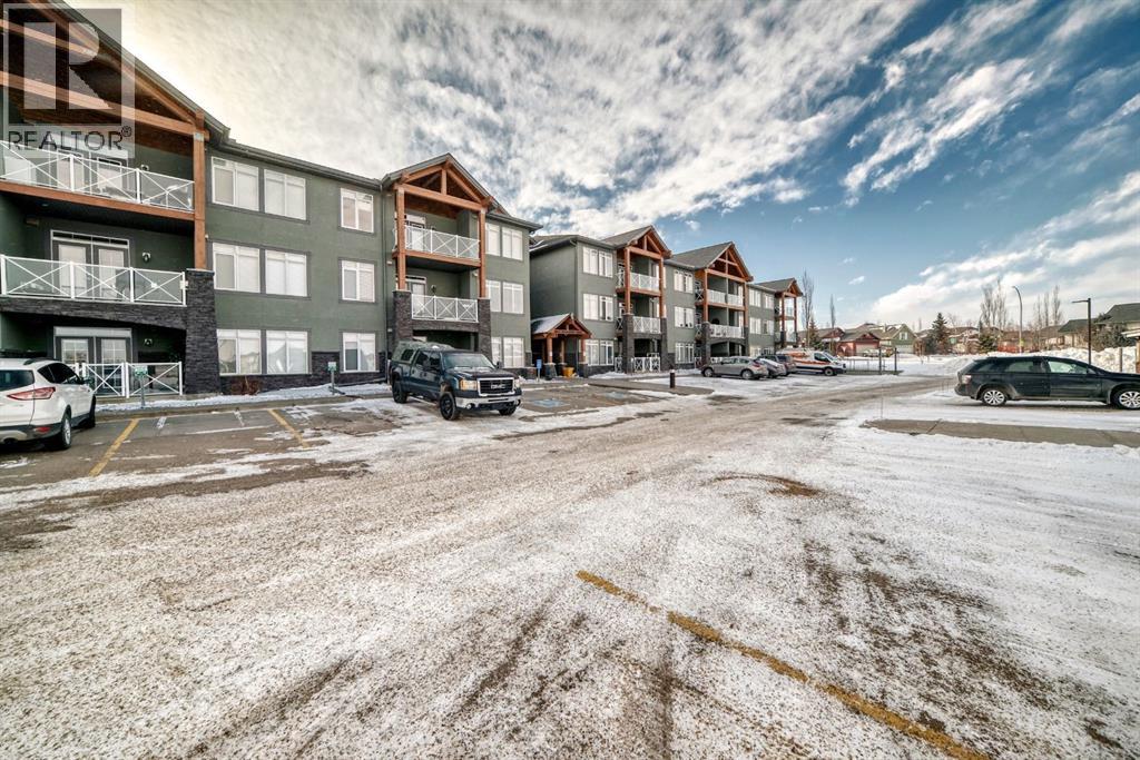 107, 1005a Westmount Drive, Strathmore, Alberta  T1P 0C3 - Photo 2 - A2288448