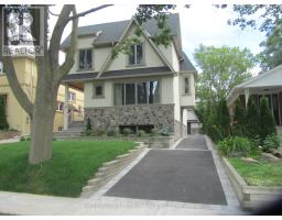 33 CLOVERHILL ROAD, Toronto, Ontario