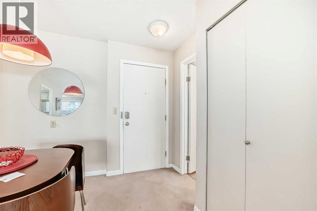 206, 3717 42 Street NW, Calgary, Alberta  T3A 2W2 - Photo 5 - A2297788