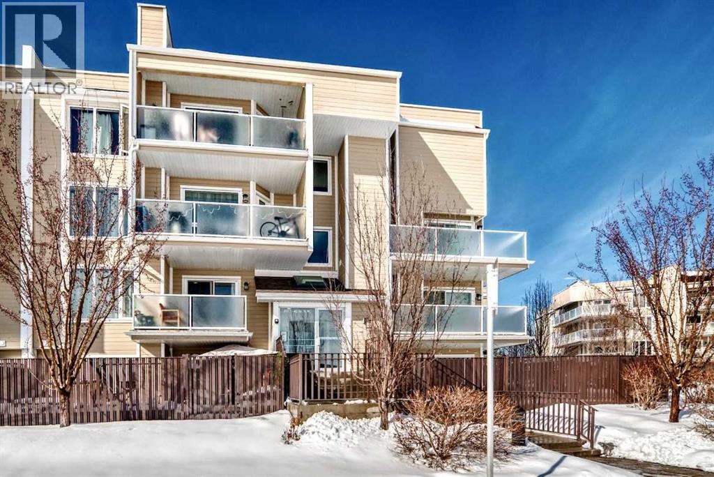 206, 3717 42 Street NW, Calgary, Alberta