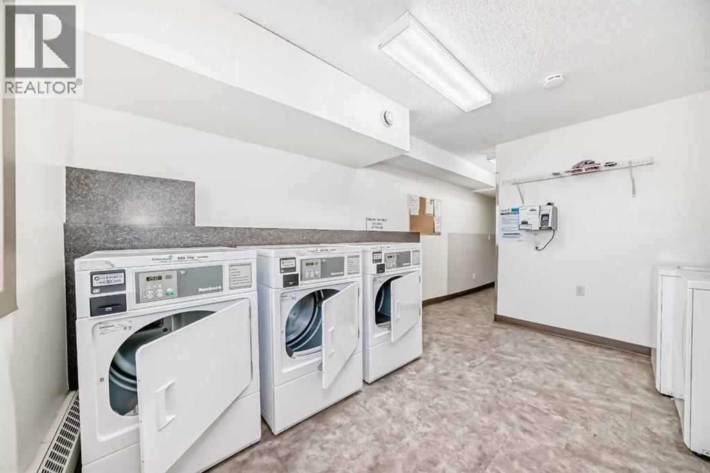 206, 3717 42 Street NW, Calgary, Alberta  T3A 2W2 - Photo 23 - A2297788