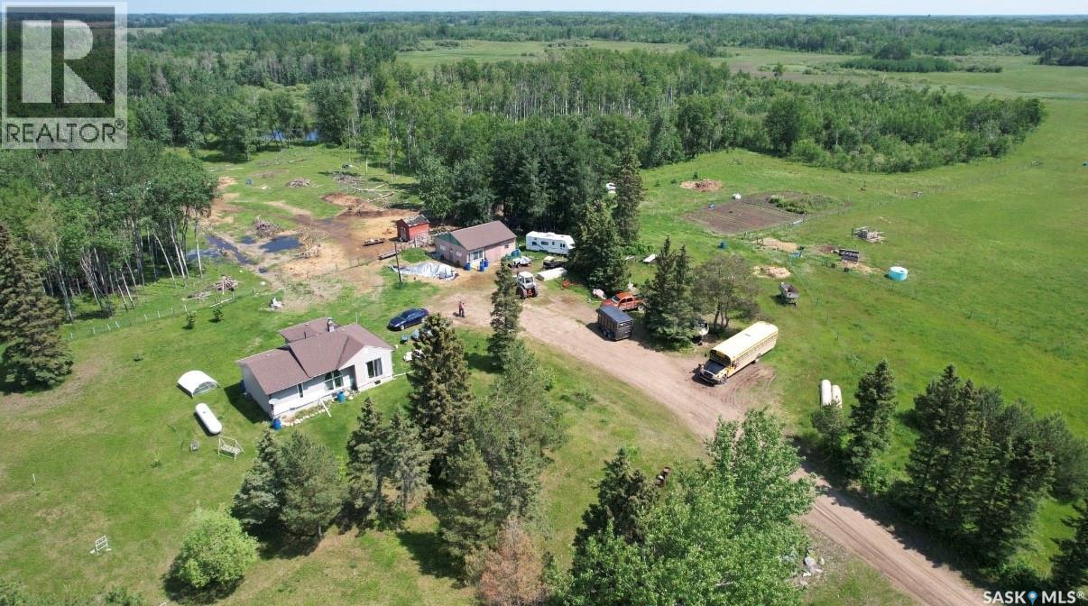Kreshewski Acreage, Hazel Dell Rm No. 335, Saskatchewan  S0A 0C4 - Photo 2 - SK033805