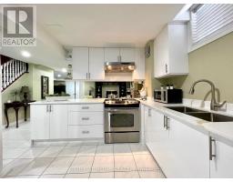 70 BELLONA STREET, Vaughan, Ontario