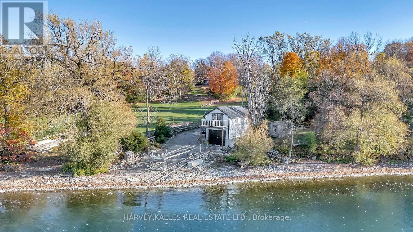 12130 Loyalist Parkway, Prince Edward County, Ontario  K0K 2T0 - Photo 22 - X12491884