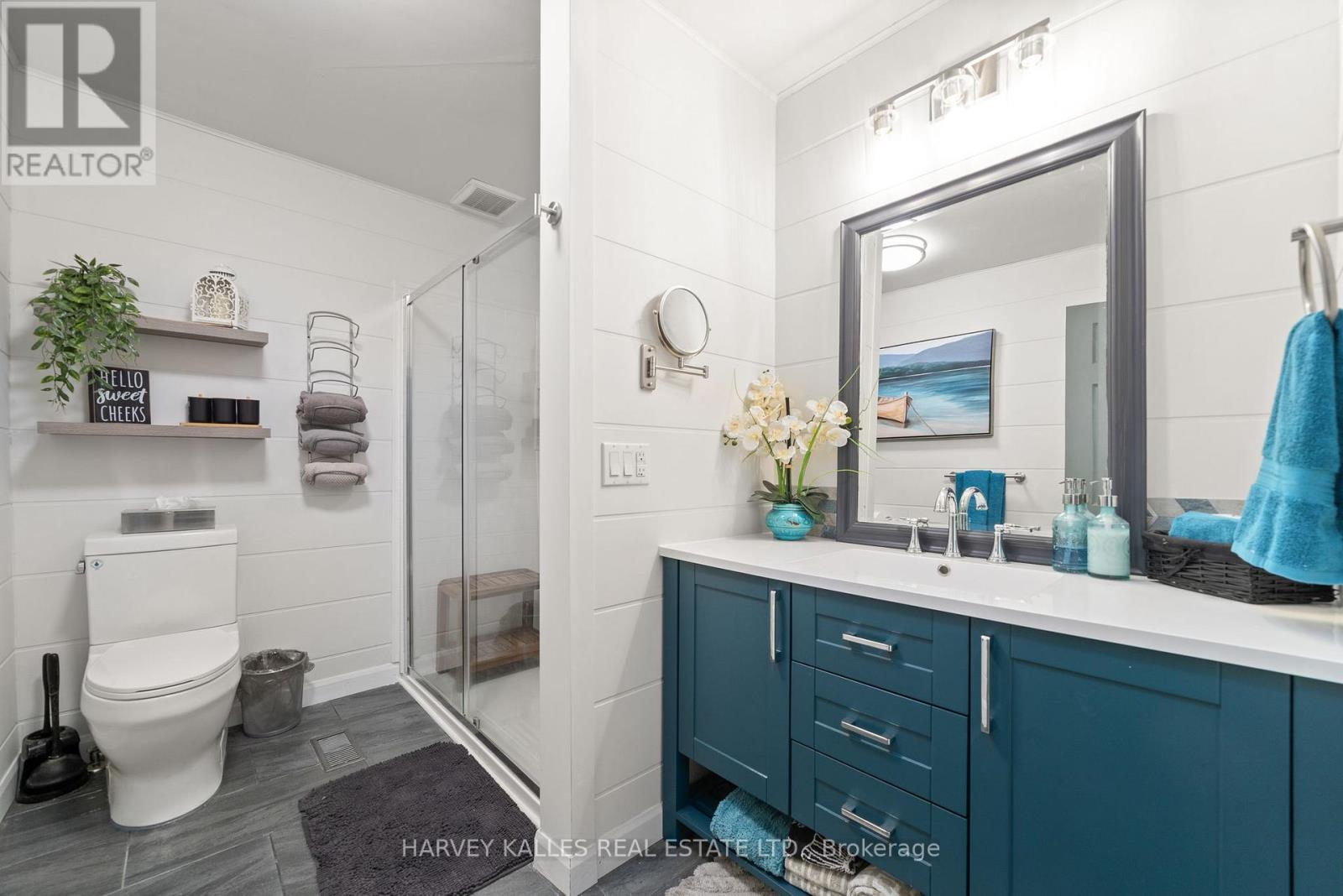 12130 Loyalist Parkway, Prince Edward County, Ontario  K0K 2T0 - Photo 15 - X12491884