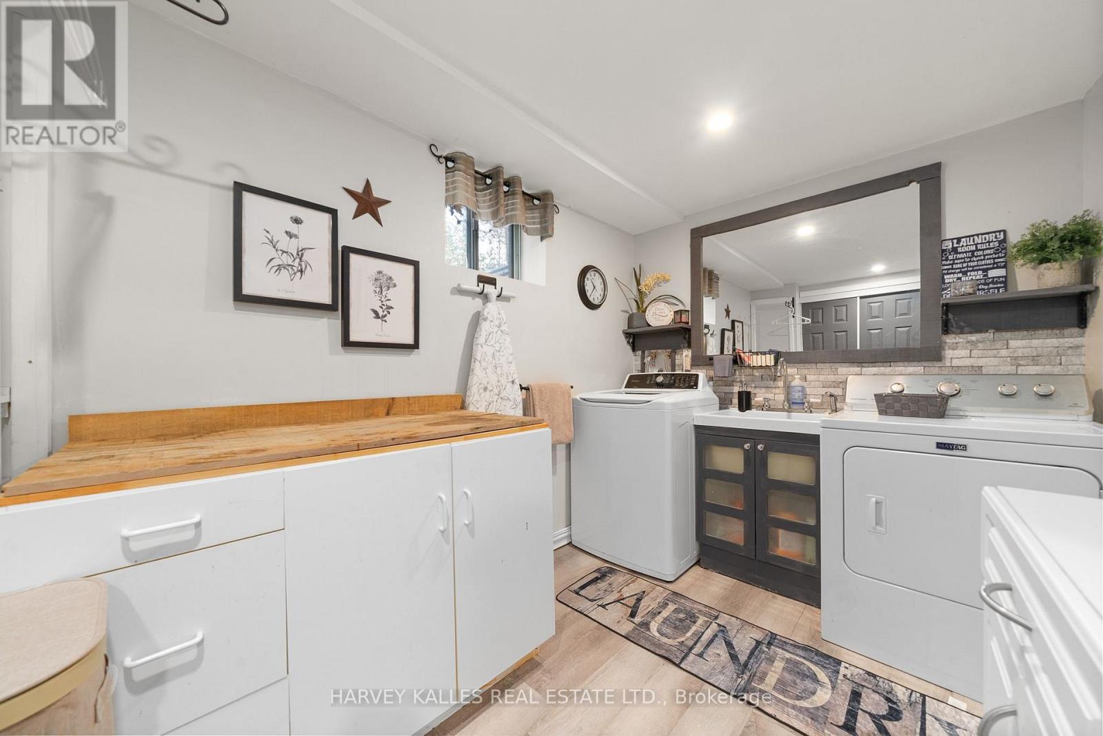 12130 Loyalist Parkway, Prince Edward County, Ontario  K0K 2T0 - Photo 29 - X12491884