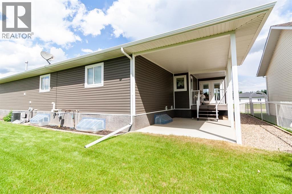 9926 110 Street, La Crete, Alberta  T0H 2H0 - Photo 5 - A2291529