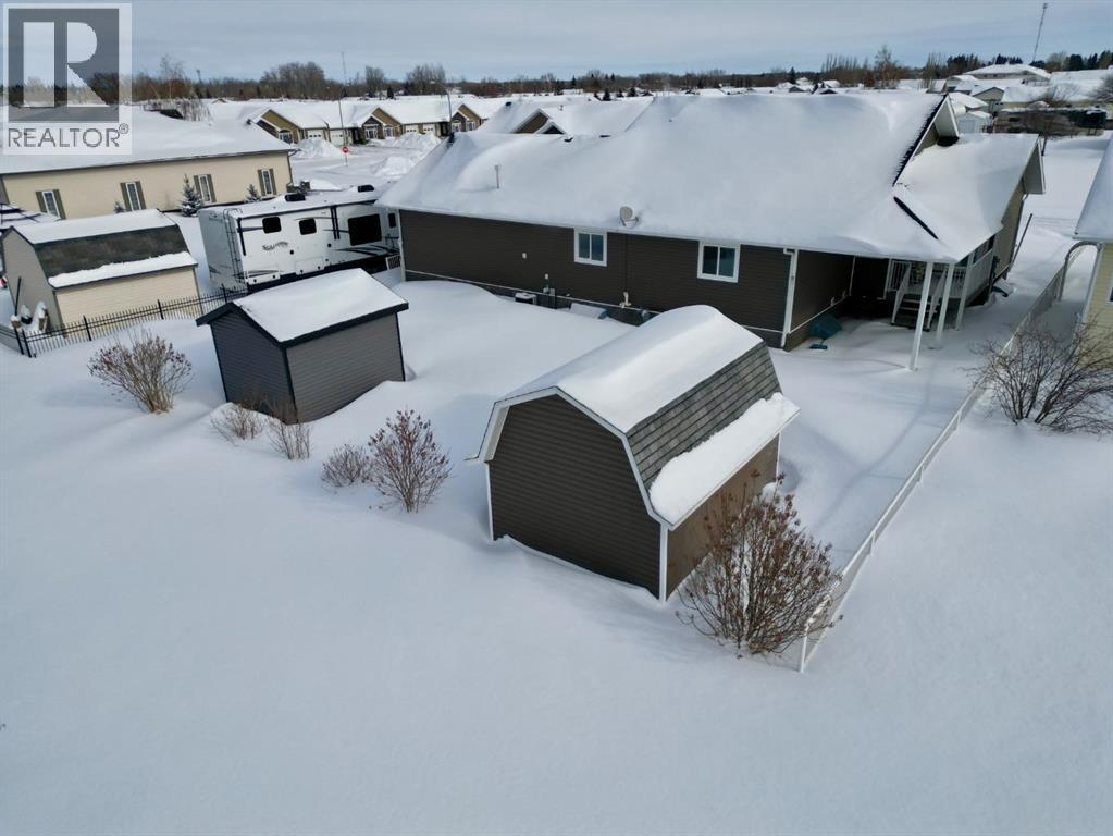 9926 110 Street, La Crete, Alberta  T0H 2H0 - Photo 44 - A2291529