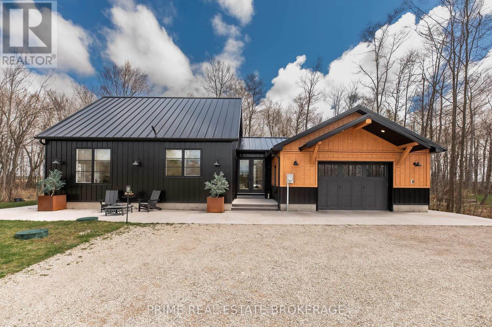 74356 Driftwood Drive, Bluewater, Ontario  N0M 1G0 - Photo 2 - X13038182