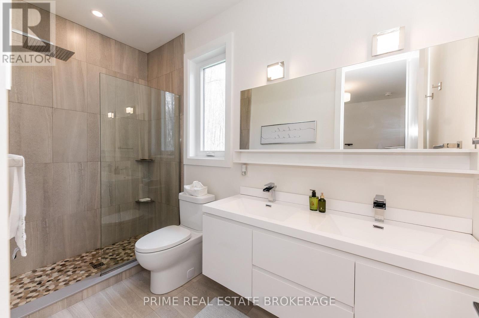 74356 Driftwood Drive, Bluewater, Ontario  N0M 1G0 - Photo 25 - X13038182