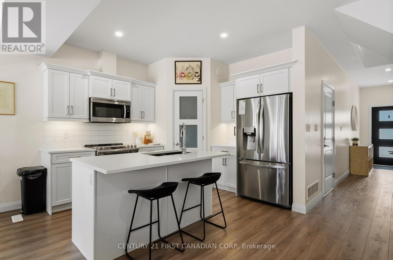 1-30 Miller Drive, Lucan Biddulph, Ontario  N0M 2J0 - Photo 14 - X13038192