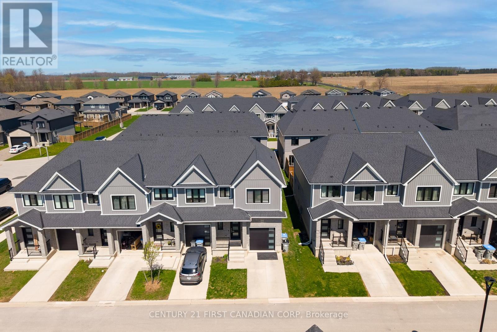 1-30 Miller Drive, Lucan Biddulph, Ontario  N0M 2J0 - Photo 4 - X13038192