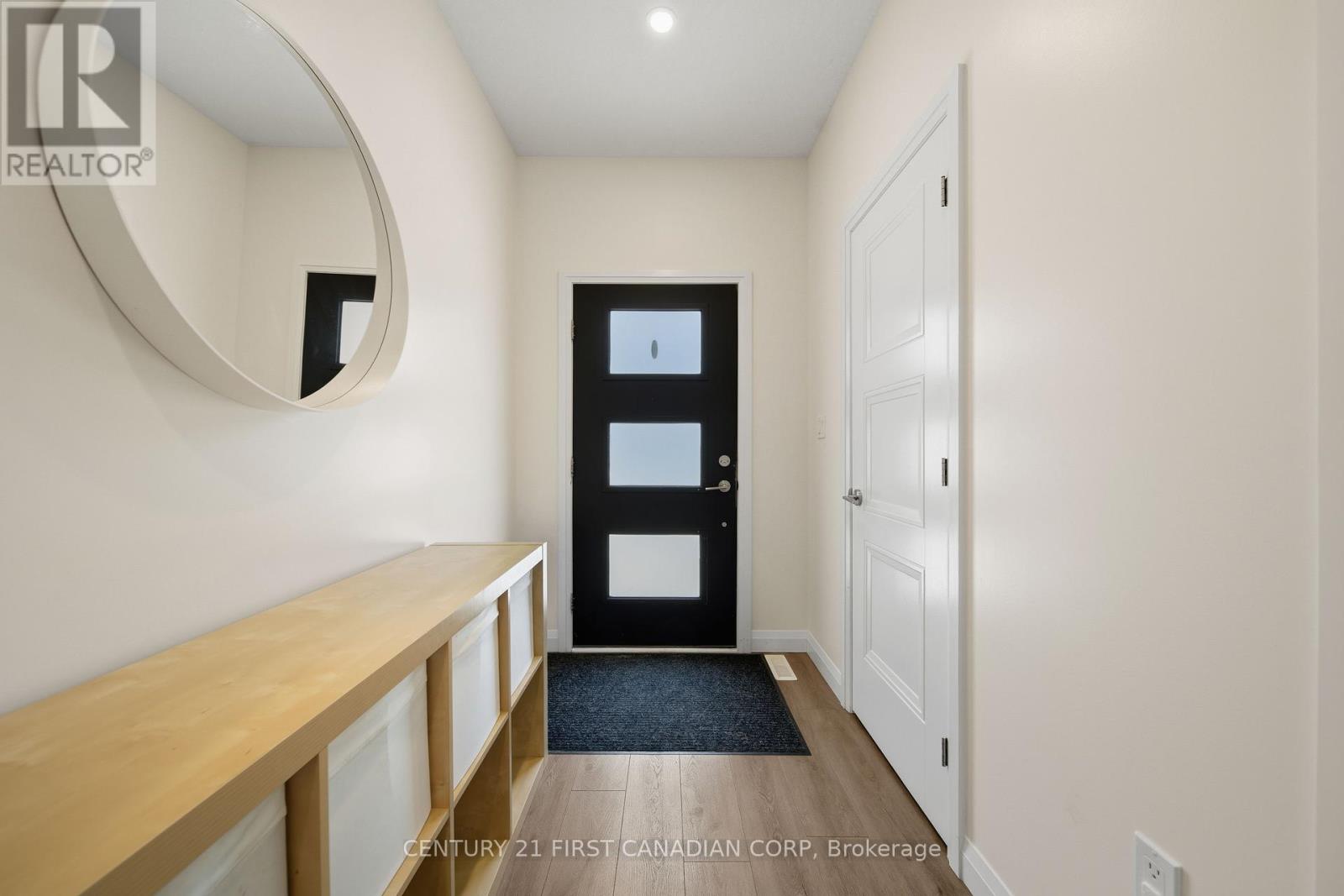 1-30 Miller Drive, Lucan Biddulph, Ontario  N0M 2J0 - Photo 9 - X13038192