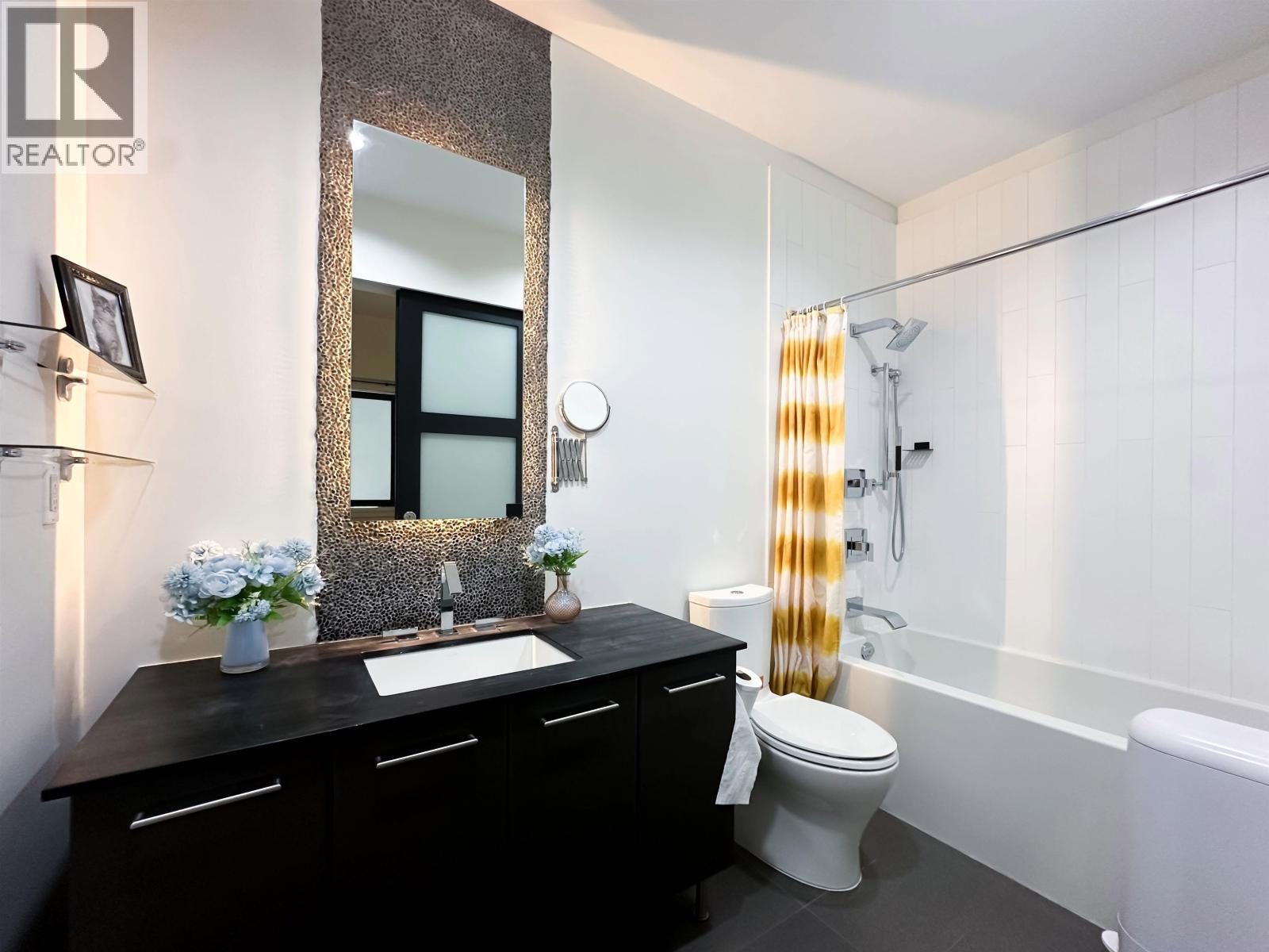 101 220 Salter Street, New Westminster, British Columbia  V3M 0H4 - Photo 12 - R3115252