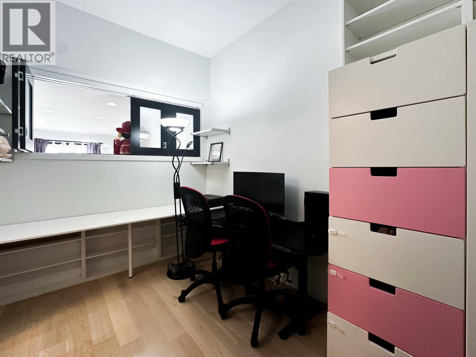 101 220 Salter Street, New Westminster, British Columbia  V3M 0H4 - Photo 16 - R3115252