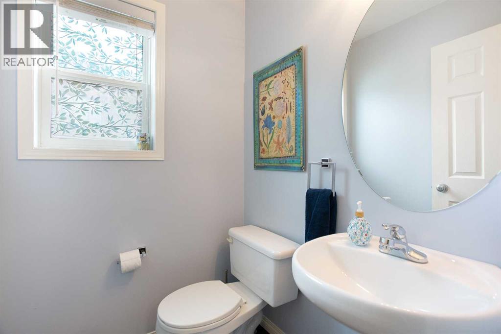 204 Eversyde Circle SW, Calgary, Alberta  T2Y 4T4 - Photo 17 - A2299298