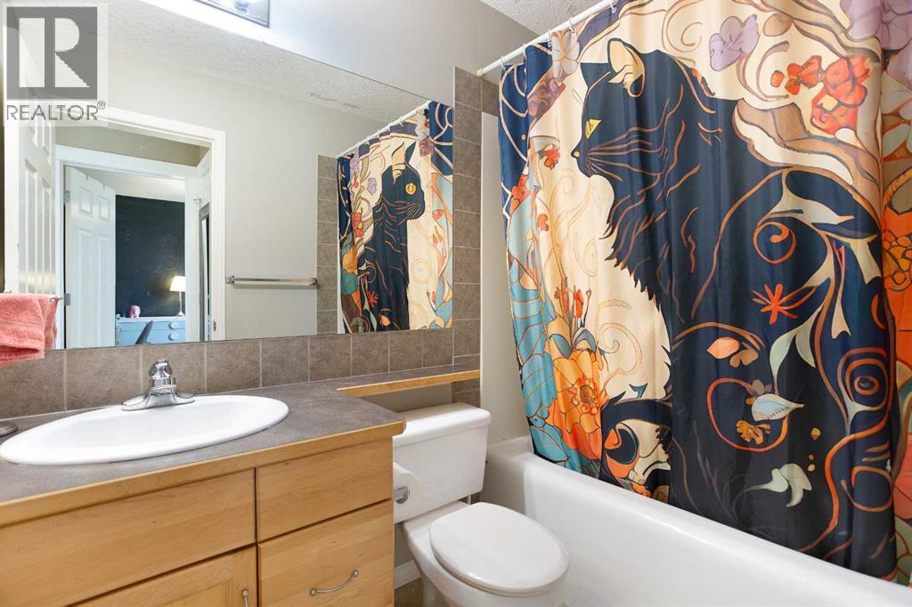 204 Eversyde Circle SW, Calgary, Alberta  T2Y 4T4 - Photo 20 - A2299298