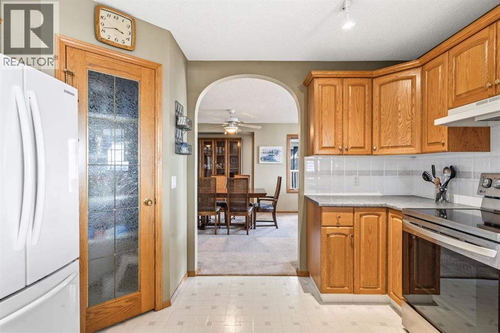 48 Headlands Close, Cochrane, Alberta  T4C 1M3 - Photo 18 - A2301386