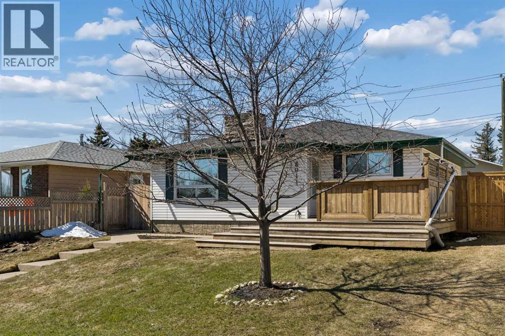 8011 Huntington Street NE, Calgary, Alberta  T2K 5B8 - Photo 3 - A2303394