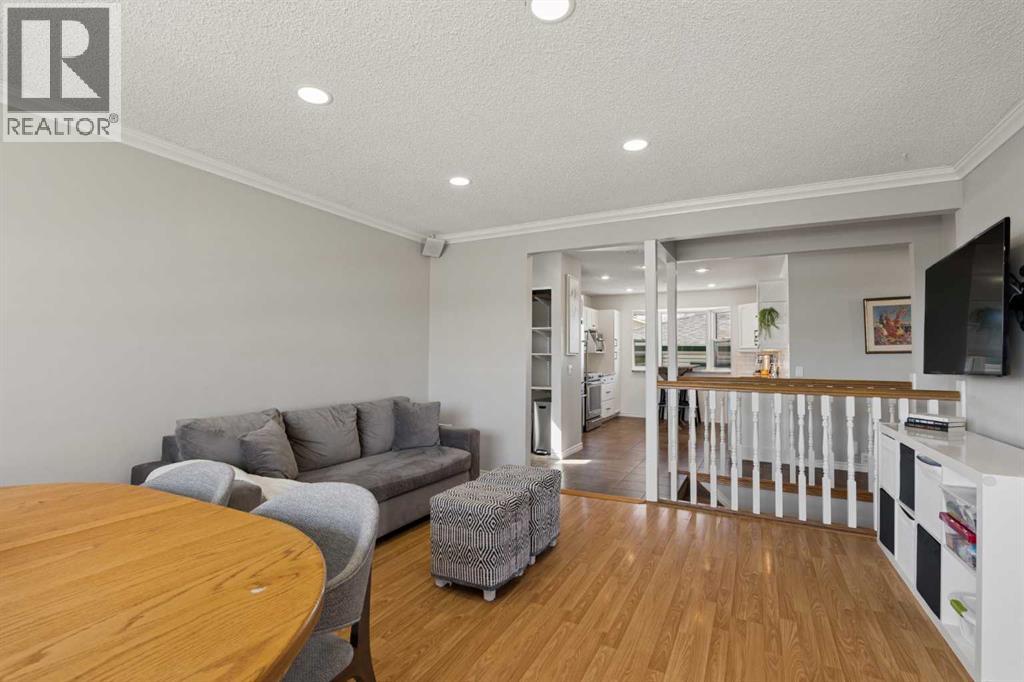 8011 Huntington Street NE, Calgary, Alberta  T2K 5B8 - Photo 9 - A2303394