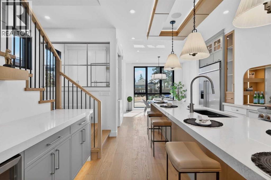 1708 21 Avenue NW, Calgary, Alberta  T2M 1M3 - Photo 3 - A2303943