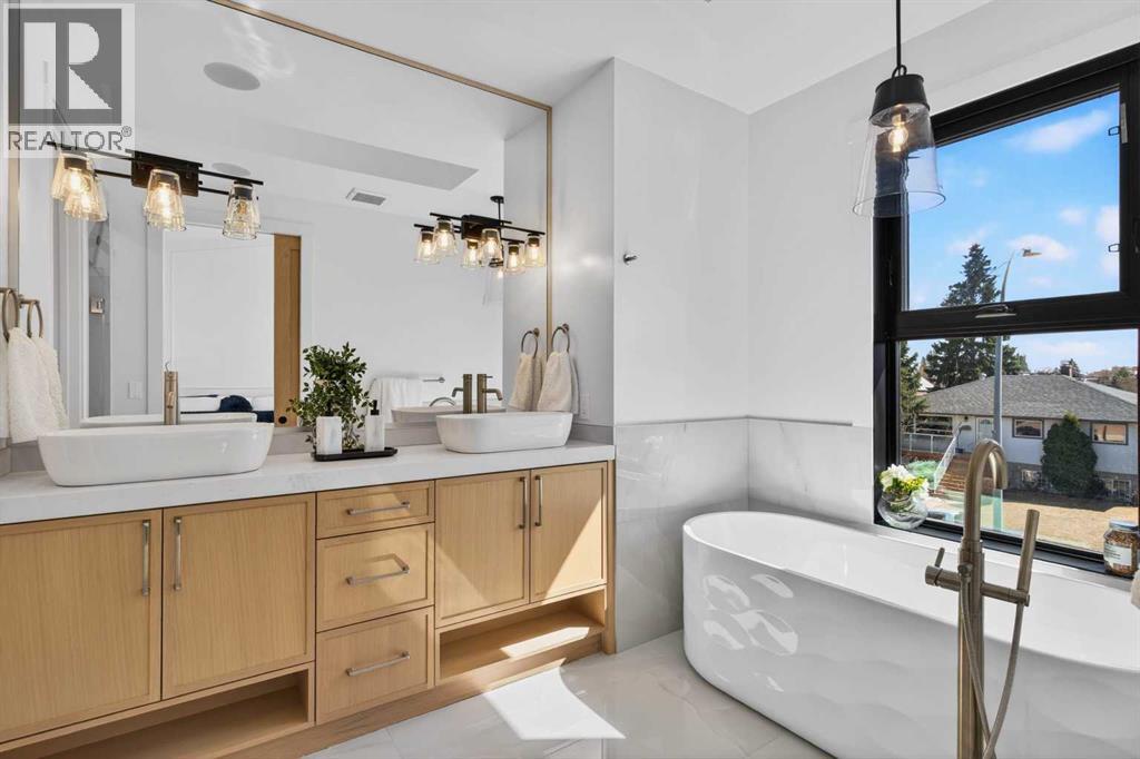 1708 21 Avenue NW, Calgary, Alberta  T2M 1M3 - Photo 28 - A2303943