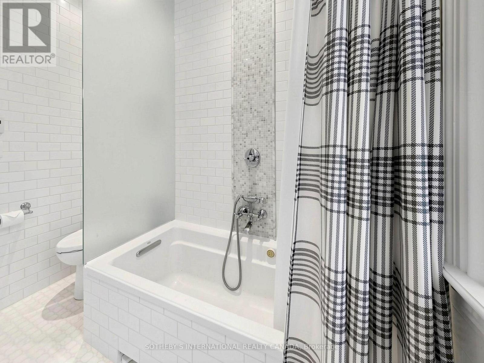 328 Wellesley Street E, Toronto, Ontario  M4X 1H3 - Photo 33 - C13033518