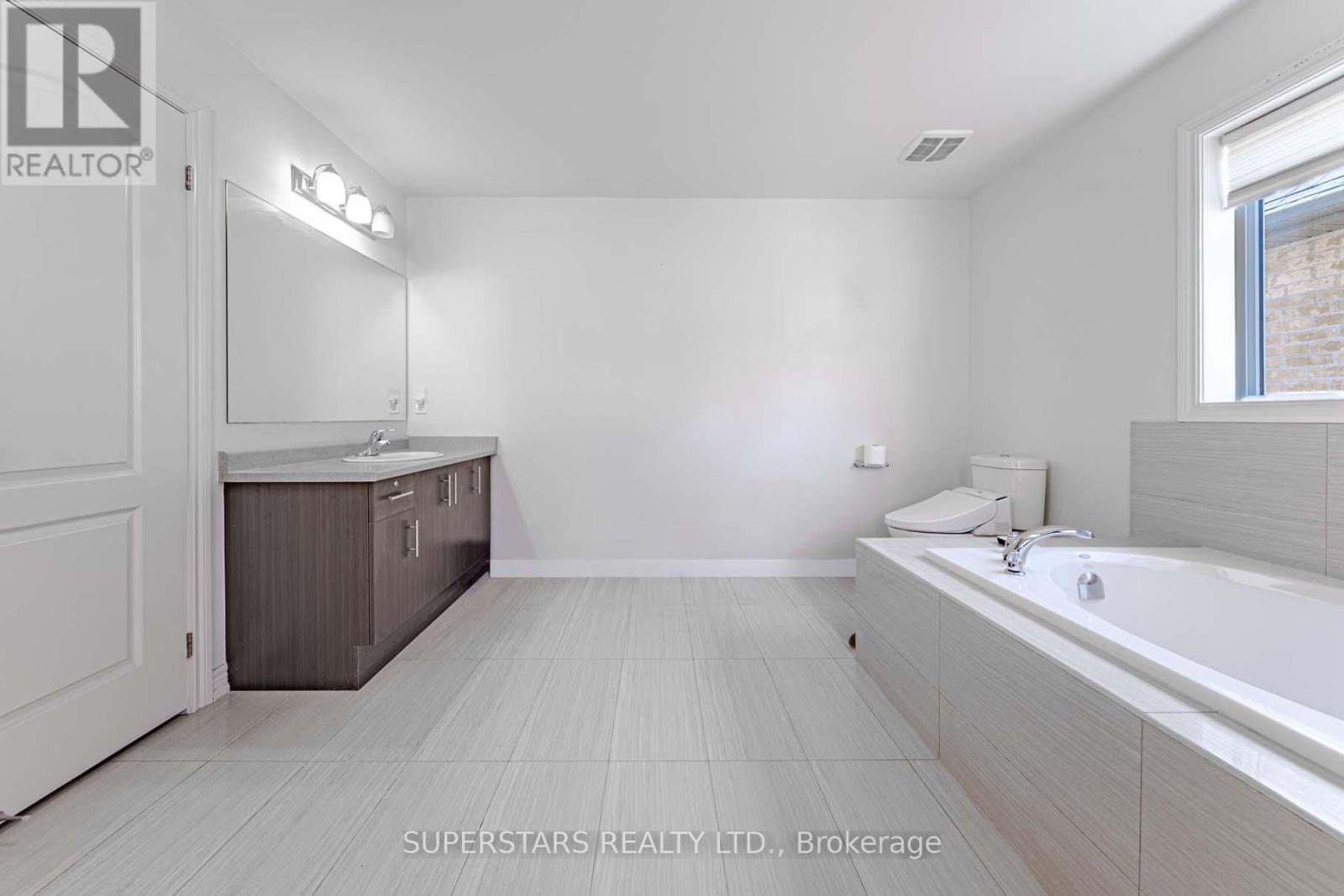 2410 Bridle Road, Oshawa, Ontario  L1L 0E1 - Photo 20 - E13037218