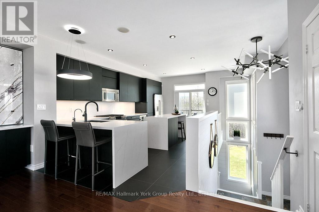 P95 - 69 Joseph Trail, Collingwood, Ontario  L9Y 0J3 - Photo 10 - S13038128