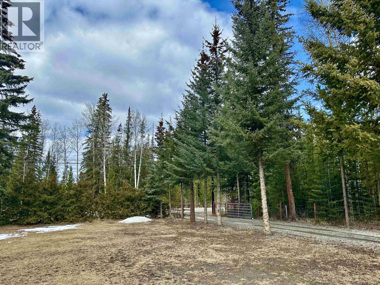 772 S Green Lake Road, 70 Mile House, British Columbia  V0K 2K2 - Photo 37 - R3075196